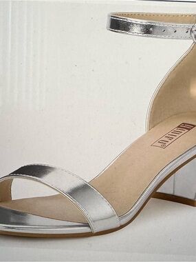 NWT IDIFU Silver Metallic Ankle-Strap 2” approx. Heels